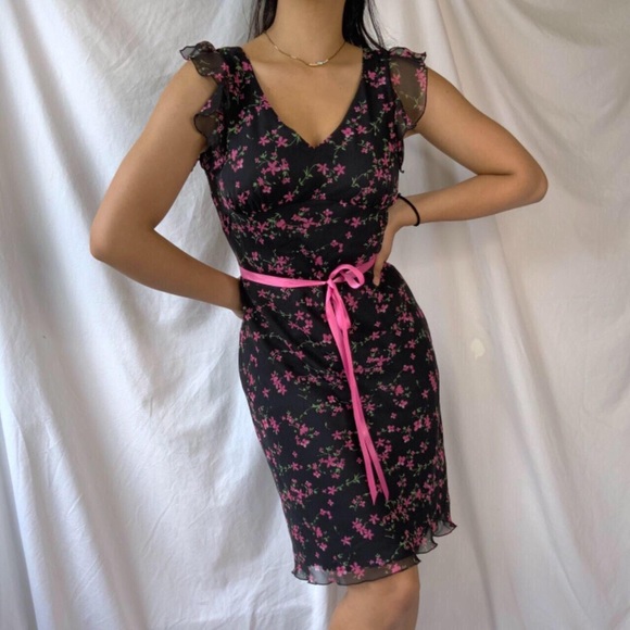 Ditsy floral flutter sleeve y2k midi dress - Picture 4 of 5